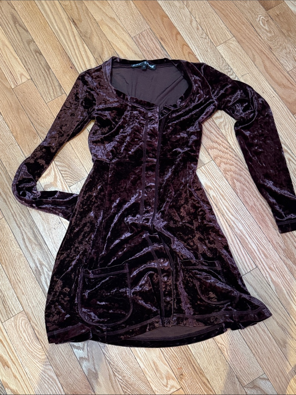 Betsey Johnson Long Sleeve Velvet Button-Front Dress in Plum size small